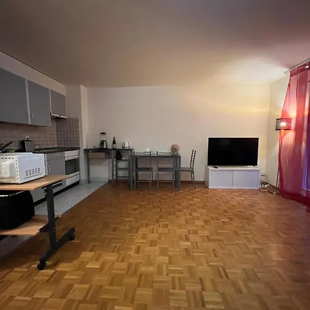 Cosy Side Apartment Montreux